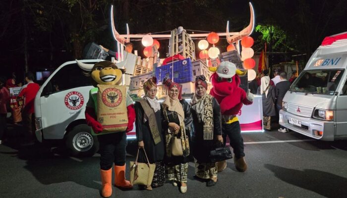 PT Semen Padang Meriahkan Pawai Telong-Telong HJK Padang ke-356