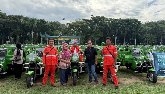 Dapat Tambahan 1 Betor Sampah, LPS Kurao Pagang Apresiasi DLH Padang