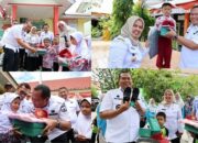 Wako Pariaman Bagikan Seragam Gratis untuk 1.371 Siswa SD