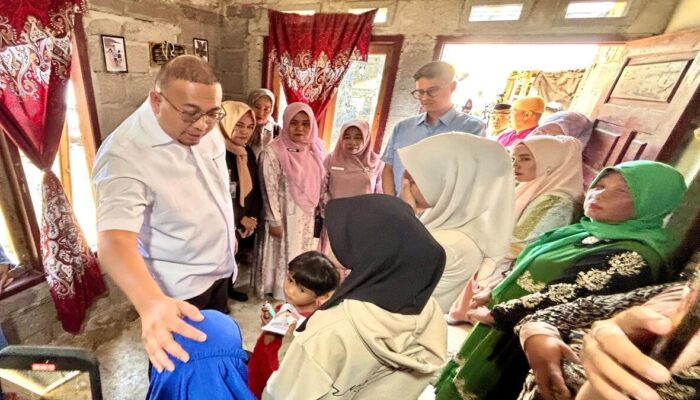 Andre Rosiade Bantu Lima Anak Yatim Piatu Bersaudara di Bungtekab Padang, Pastikan tak Putus Sekolah