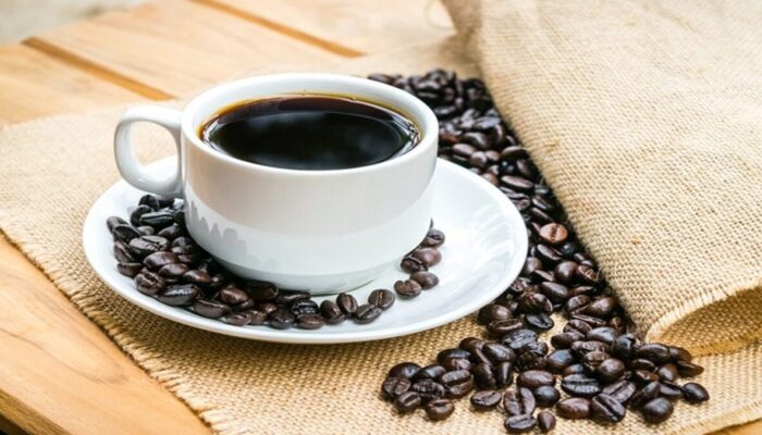 Lebih Aman, Dokter Sarankan Konsumsi Kopi Hitam ketimbang Latte dan Gula Aren