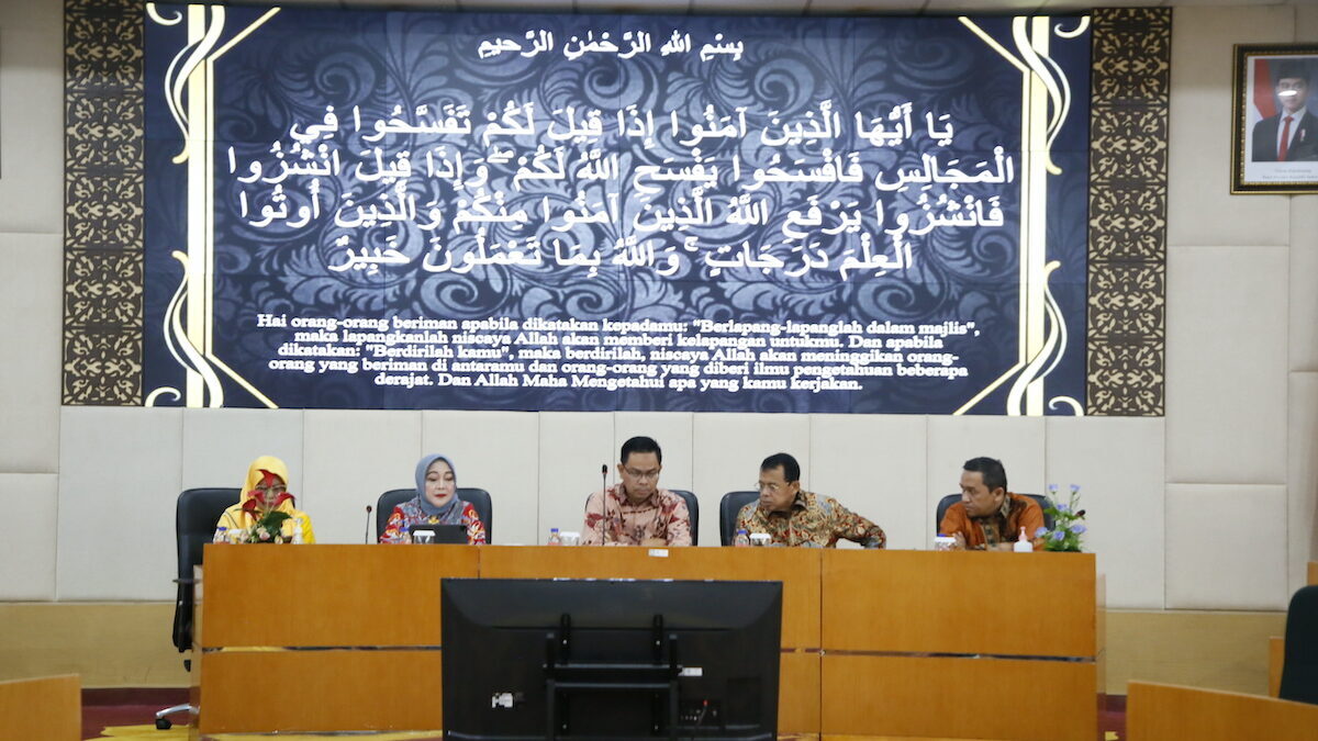 Kuliah umum Menekraf yang diwakili oleh Staf Ahlinya di UNP. (dok. istimewa)