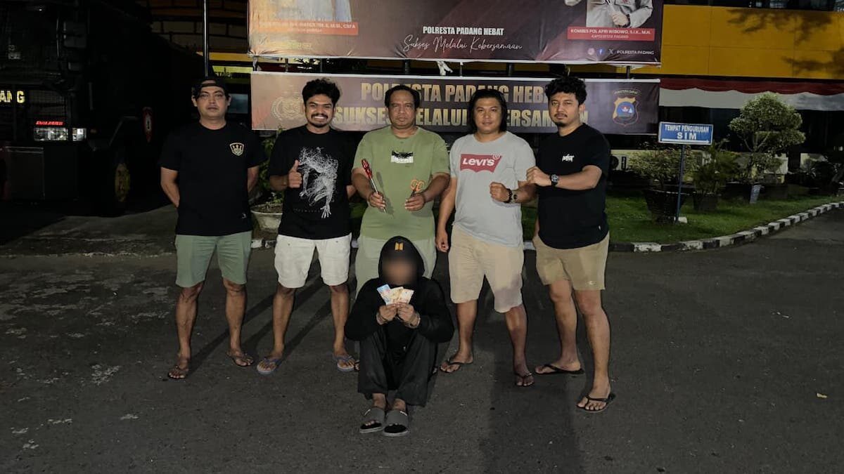 Pelaku pencurian SMAN 7 Padang. (dok. Tim Klewang)