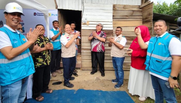 PLN Gelar Light Up The Dream Seretak 2025, 121 Pelanggan Baru di Sumbar Rasakan Terang