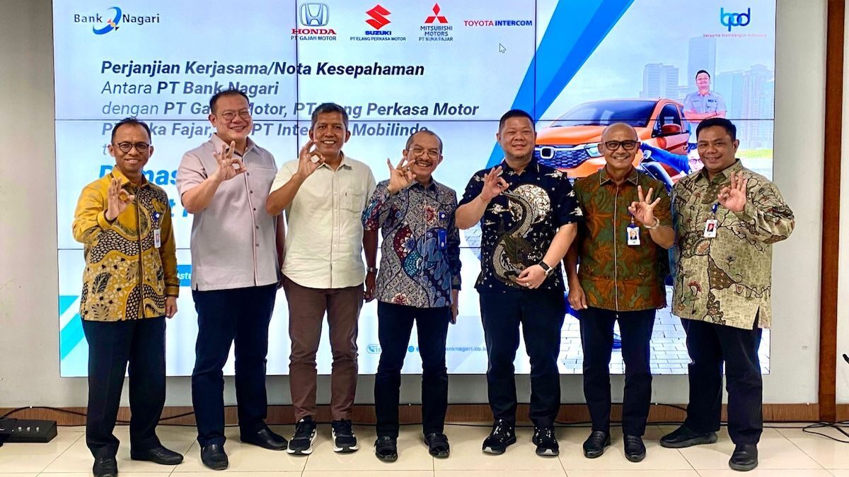 Kerja sama antara Bank Nagari dengan sejumlah dealer resmi di Sumatera Barat terkait kredit kendaraan. (dok. istimewa)