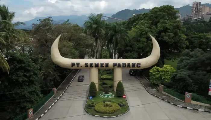 PT Semen Padang Umumkan Direksi dan Komisaris Baru, Ini Daftarnya