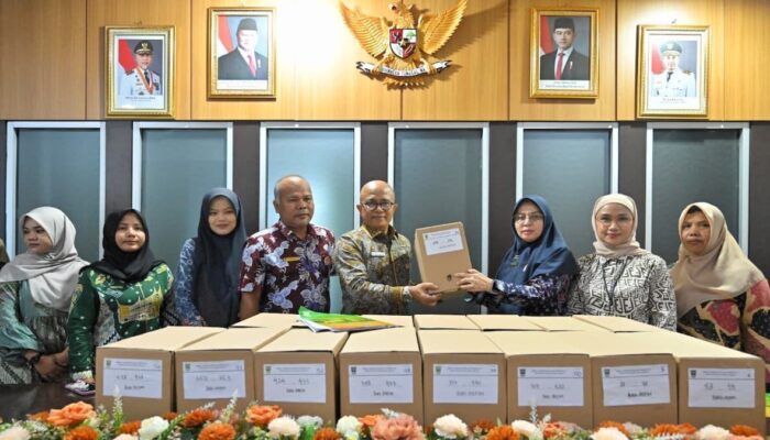 Biro Adpim Serahkan 55 Box Arsip Inaktif ke Biro Umum, Pemprov Sumbar Perkuat Tata Kelola Kearsipan