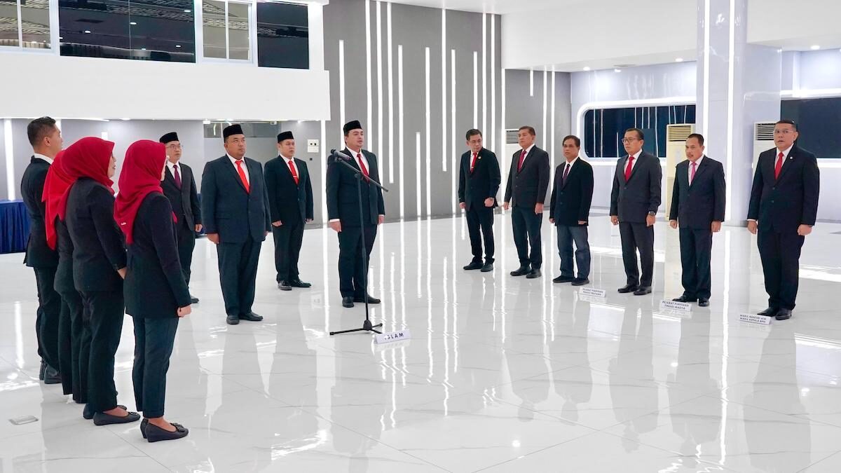 Menteri Nusron lantik pejabat di Kementerian ATR/BPN. (dok. istimewa)