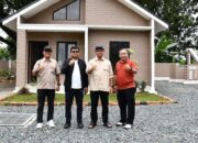 Kunjungan Rumah Contoh SEPABLOCK, Rektor UNP Siap Kolaborasi dengan PT Semen Padang