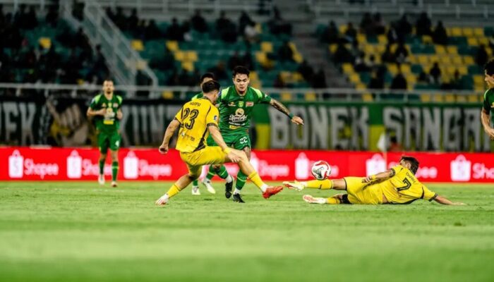 Skor 1-0, Gol Bruno Moreira Antar Persebaya Kalahkan Semen Padang FC