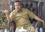 Pemprov Sumbar Kerahkan 100 ASN Bersihkan Sisa Banjir Bandang di Padang