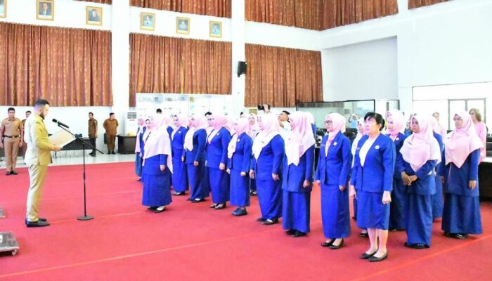 Wako Fadly Amran Kukuhkan Pengurus GOW Kota Padang Periode 2025-2030