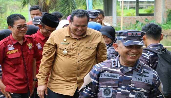 Kodaeral II Padang Tebar 10 Benih Ikan dan Tanam Kedelai di Pariaman, Dukung Ketahanan Pangan Nasional