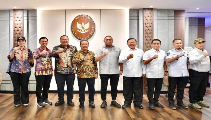 Andre Rosiade Fasilitasi Kepala Daerah se-Sumbar Bertemu Menteri Kelautan dan Perikanan Dapatkan Program Pembangunan
