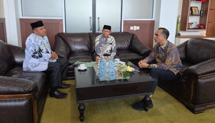 Bertemu Sekda Kabupaten Solok, PGRI dan Dewan Pendidikan Soroti Kualitas Guru-Pengelolaan BOS