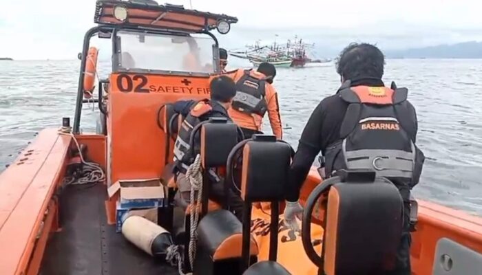 Tim SAR Temukan Korban Kedua Kecelakaan Kapal Nelayan di Perairan Pisang Gadang