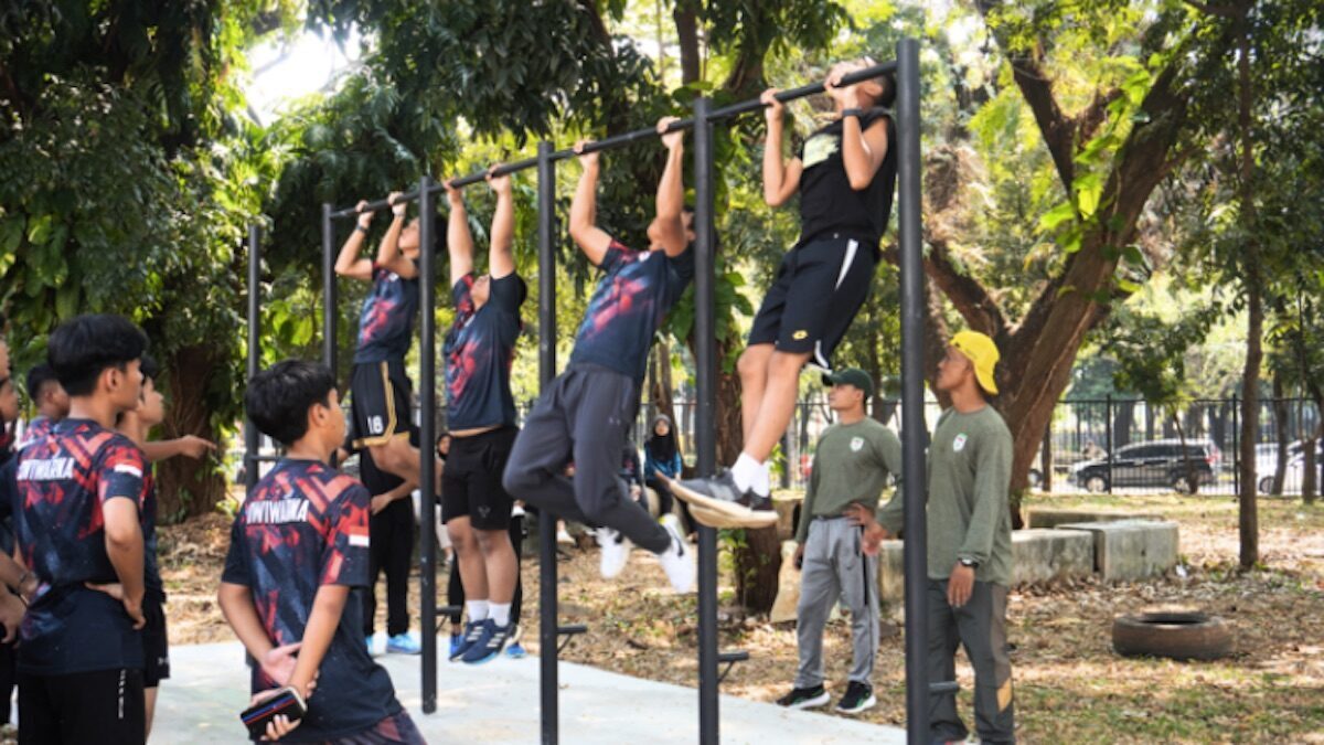 ilustrasi latihan semi militer di SMA. (dok. istimewa)