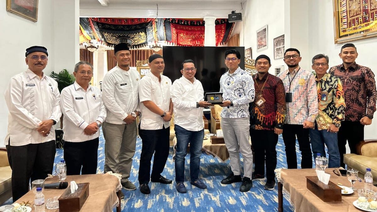 Sinergi PLN UP3 Payakumbuh dengan Pemkab Tanah Datar. (dok. istimewa)