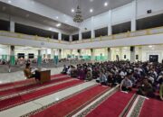 Rektor Unand Buka Kegiatan Subuh Mubarakah Mahasiswa Baru 2025