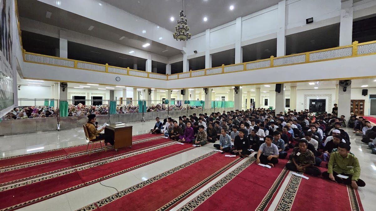 Subuh Mubarakah untuk mahasiswa baru Unand tahun 2025. (dok. istimewa)