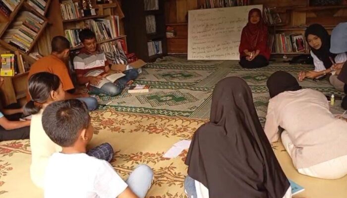 English Club Rumah Bako, Gerakan Literasi Bahasa dari Pelosok Agam