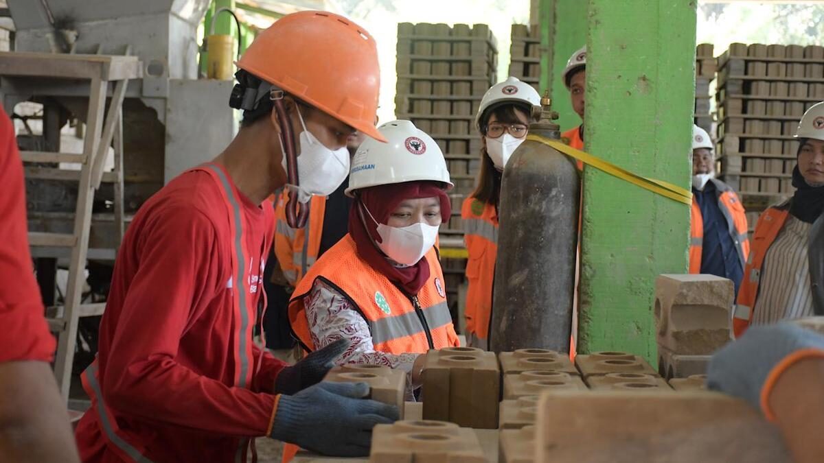 Kemenperin tinjau pembuatan SEPABLOCK. (dok. istimewa)