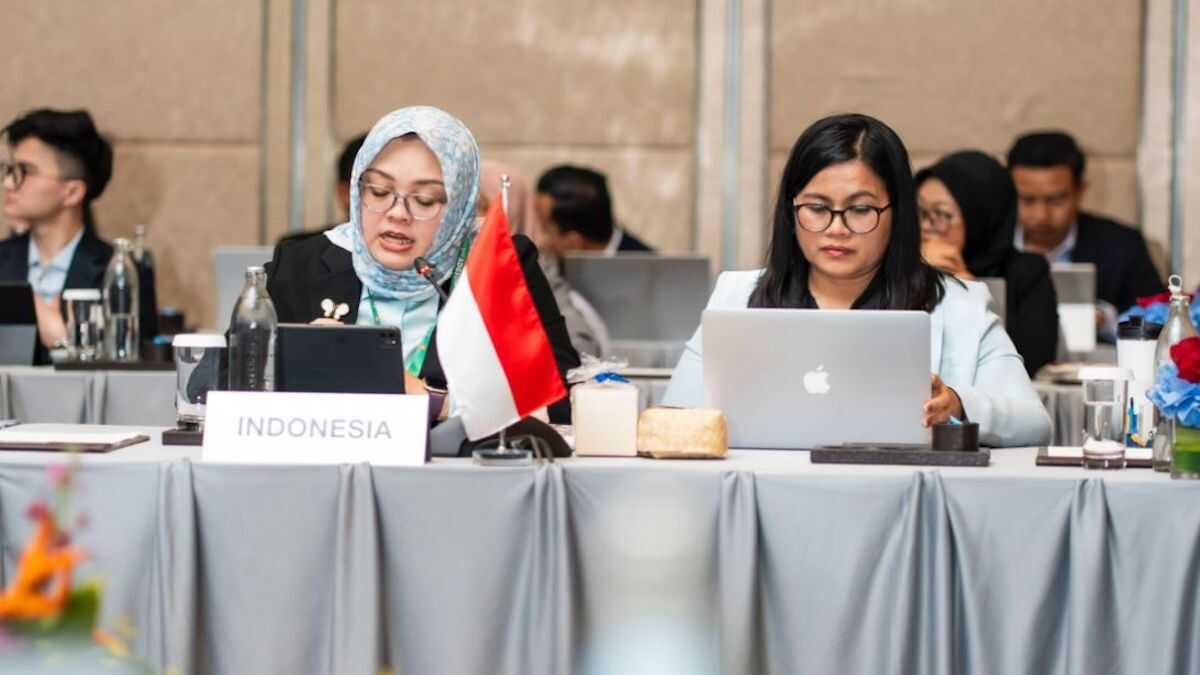 Sekretaris Direktorat Jenderal Pengawasan Ruang Digital, Mediodecci Lustarini, di Jakarta, Jumat (24/10/2025) mengatakan uji Petik itu merupakan bagian dari proses akselerasi mempersiapkan Rancangan Peraturan Menteri Pelaksana Peraturan Pemerintah 17 Tahun 2025 tentang Penyelenggaraan Sistem Elektronik dalam Pelindungan Anak (PP Tunas). (Foto: Istimewa/Dok. Kemkomdigi)