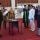 Wako Fadly Amran lantik 122 pejabat administrator dan fungsional di lingkup Pemko Padang. (dok. Prokopim)