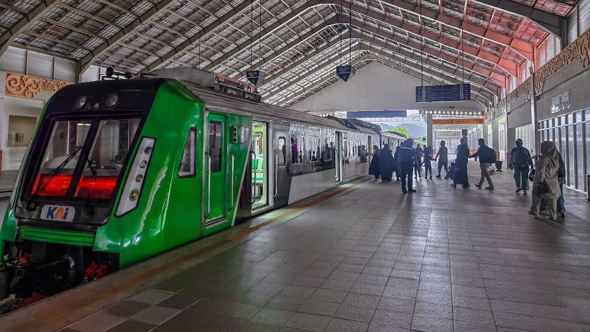 Kereta api Minangkabau Ekspress. (dok. Humas KAI)