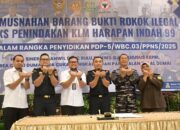 PT Semen Padang Bantu Bea Cukai Riau Musnahkan Rokok Ilegal Senilai Rp12,8 Miliar