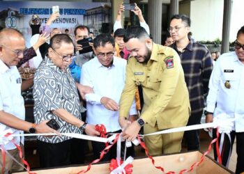 Pengambilalihan Hotel Bumi Minang oleh OSO Grorup. (dok. Prokopim)