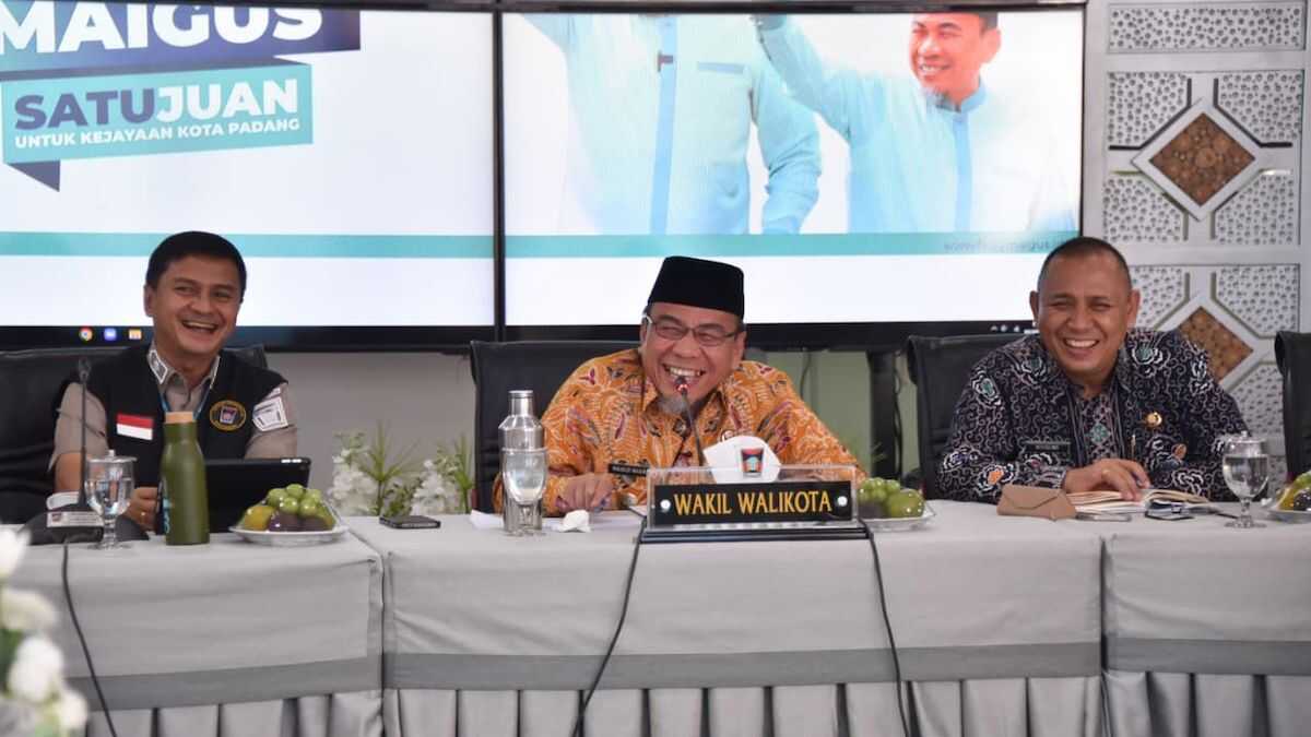Rapat realisasi PAD Kota Padang. (dok. Prokopim)
