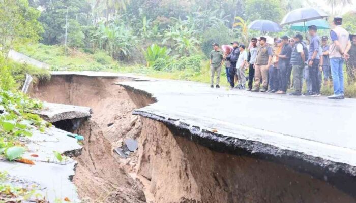 Ribuan Warga Padang Pariaman Krisis Air Bersih, Intake PDAM Tirta Anai Rusak Tersapu Banjir