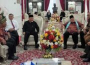 Gubernur Mahyeldi Terima Audiensi Dato’ Ahmad Azzam, Bahas Penghargaan Buya Hamka