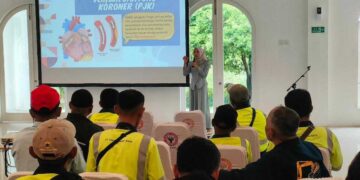 Medical Check Up (MCU) karyawan tambang PT Semen Padang. (dok. istimewa)