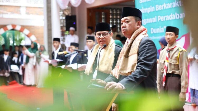 Menteri Nusron saat menghadiri Hari Santri Nasional 2025 di Bekasi. (dok. istimewa)