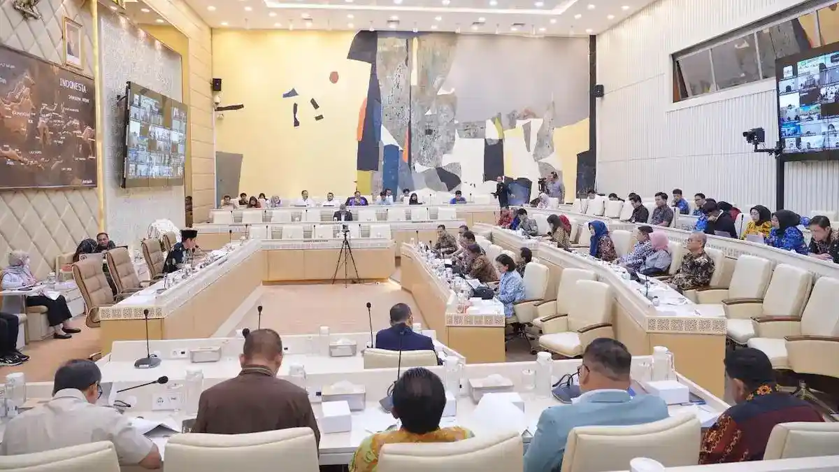 Rapat Panja Komisi II DPR RI dengan Kementerian ATR/BPN. (dok. istimewa)