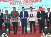 Hadir di Pelantikan BPC HIPMI Padang, Wako Fadly Amran Bahas Pertumbuhan Ekonomi