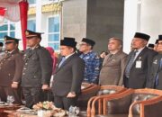 Wabup Solok dan Forkopimda Tabur Bunga di Makam Pahlawan Arosuka
