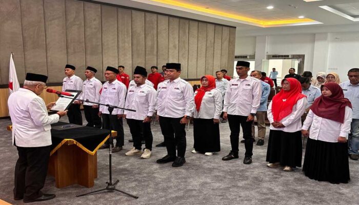 Dikukuhkan, Pengurus Baru PMI Kabupaten Solok Diminta Pegang Teguh Semangat Kemanusiaan