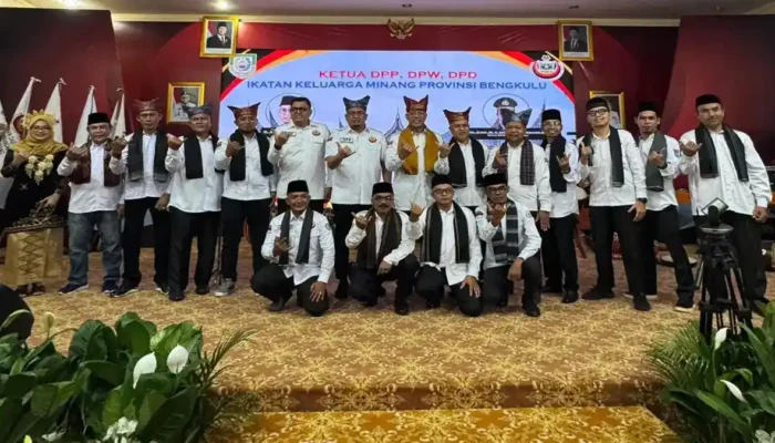 Andre Rosiade: IKM Siap Pecahkan Rekor Dunia Masak Rendang 20-30 Ton Serentak se-Indonesia