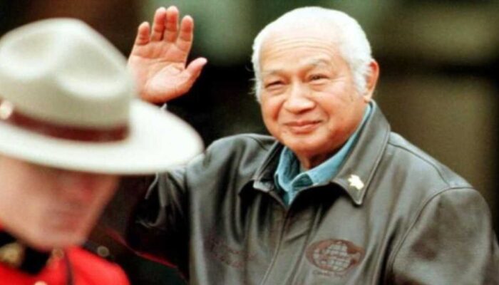 Soeharto Dianugerahi Gelar Pahlawan Nasional, Tutut Terima di Istana Jakarta