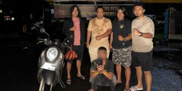 Pelaku pencurian handphone diciduk Tim Klewang Satreskrim Polresta Padang. (dok. istimewa)