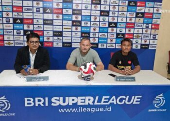 Pressconference usai laga antara Semen Padang FC vs Borneo FC. (dok. Radarsumbar.com)
