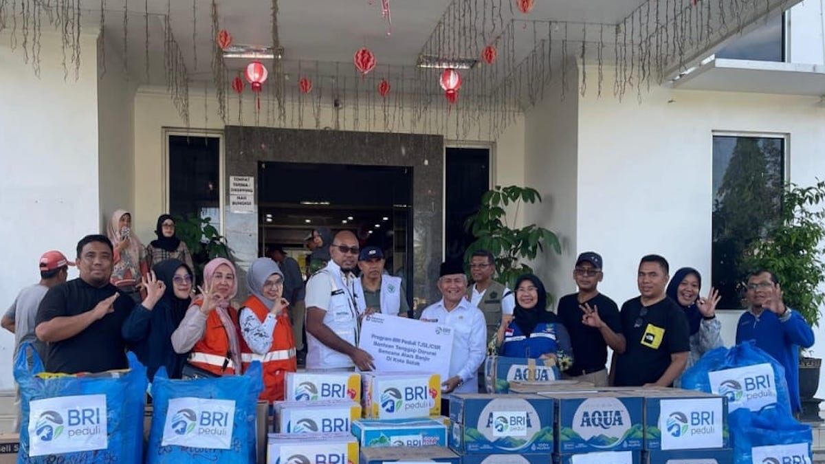 Bantuan BRI Solok untuk korban bencana. (dok. istimewa)