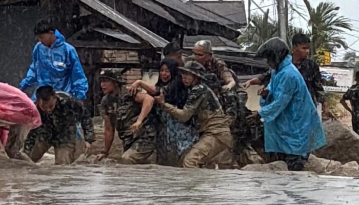 Debit Air Sungai di Jorong Pasa Maninjau Meningkat, Warga Waspada