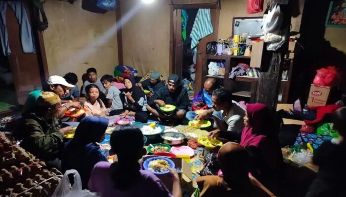 Pemkab Agam Salurkan Dana Tunggu Hunian untuk 374 Korban Banjir