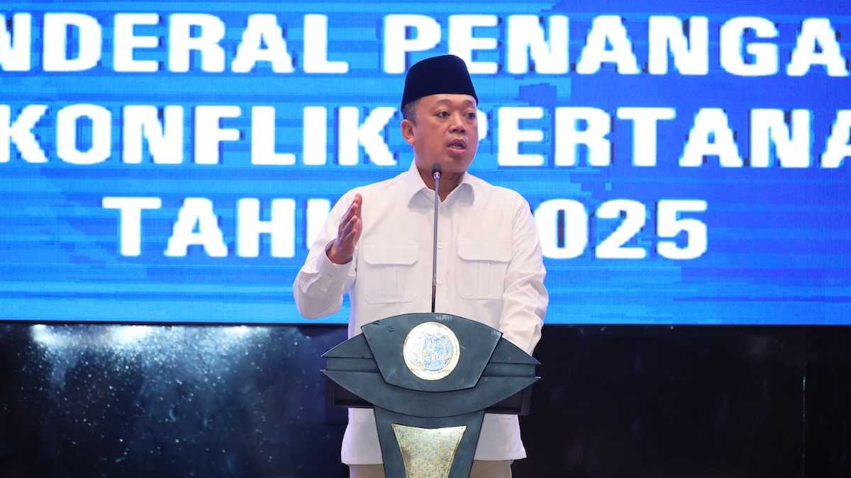 Menteri ATR/BPN saat memberi sambutan dalam acara penanganan konflik pertanahan. (dok. atrbpn)