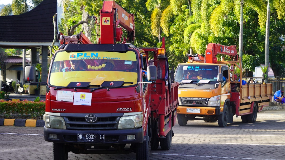 PLN UID Sumbar kirim tim tangguh ke daerah bencana. (dok. istimewa)