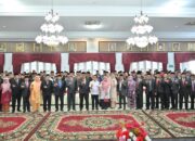 Sekdaprov Sumbar Lantik 119 Pejabat Administrator dan Pengawas, Tekankan Birokrasi Bersih dan Kinerja Berdampak